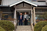 有田川町の医師松谷鷹太郎さん、医師良清さん親子