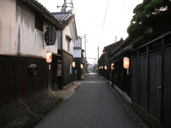 熊野古道の古い町並みの画像
