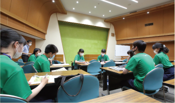 委員会の様子