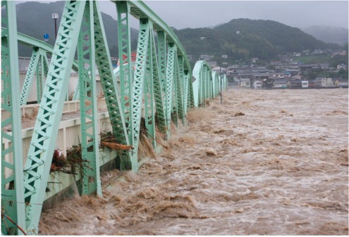 氾濫した川の画像