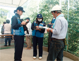 災害時緊急機動支援隊が訓練を受けている様子の画像