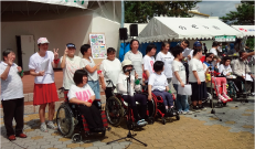 田辺市福祉文化祭で活躍する障害のある人の画像