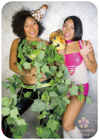 写真左:木村響子さん/右:木村花さんの写真