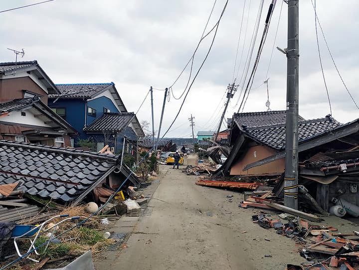 能登半島地震で倒壊した住宅