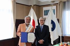 和歌山県観光大使に小西博之さんが就任