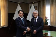 駐大阪大韓民国総領事知事表敬訪問