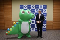 ワニ―参事官表敬訪問