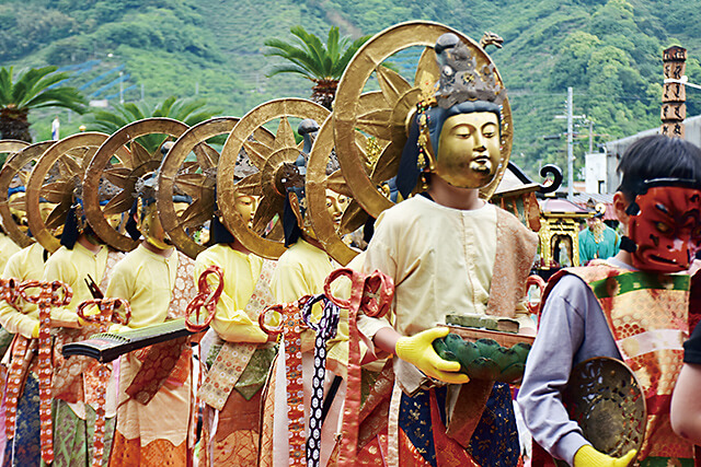 得生寺の中将姫会式の様子