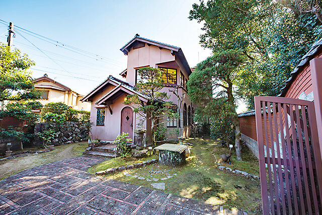 佐藤春夫記念館外観