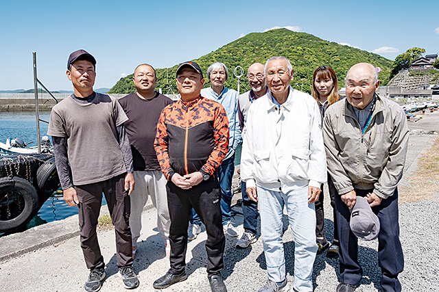 アカモク会のメンバー。若手から年配者までが活躍する。