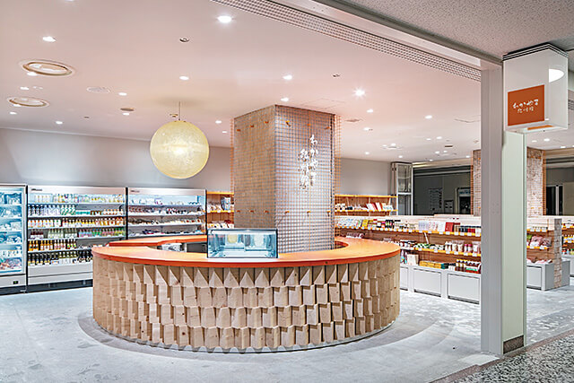 リニューアルしたわかやま紀州館の内観