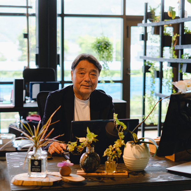 胡蝶蘭農家×SDGs 有限会社ヒカル・オーキッド 代表取締役社長 佐原 宏