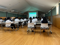 日高高等学校附属中学校1