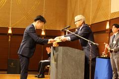 五輪入賞者賞贈呈