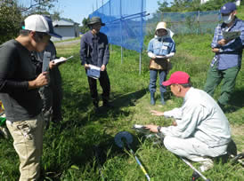 草刈機の取扱い説明の写真