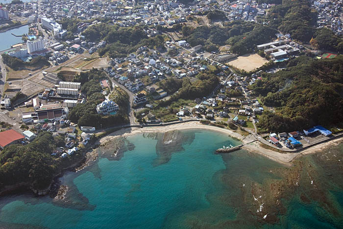 江津良漁港の写真