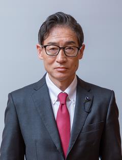 尾﨑太郎議員の写真