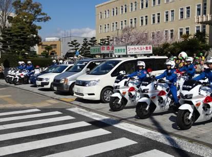 全国交通安全運動街頭啓発活動に出発の画像