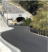 久木トンネルの写真