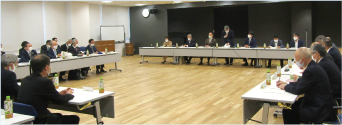 教育懇談会(湯浅えき蔵地域交流センター)での意見交換の様子