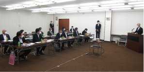 福祉環境委員会が東洋ライス株式会社和歌山本社(和歌山市)にて調査を行っている様子の画像