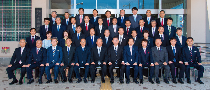 第19期県議会議員任期開始の写真