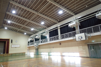 体育館空調設備整備例の写真