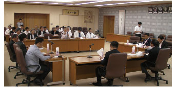 福祉環境委員会　会議風景