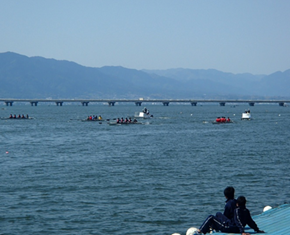 image004